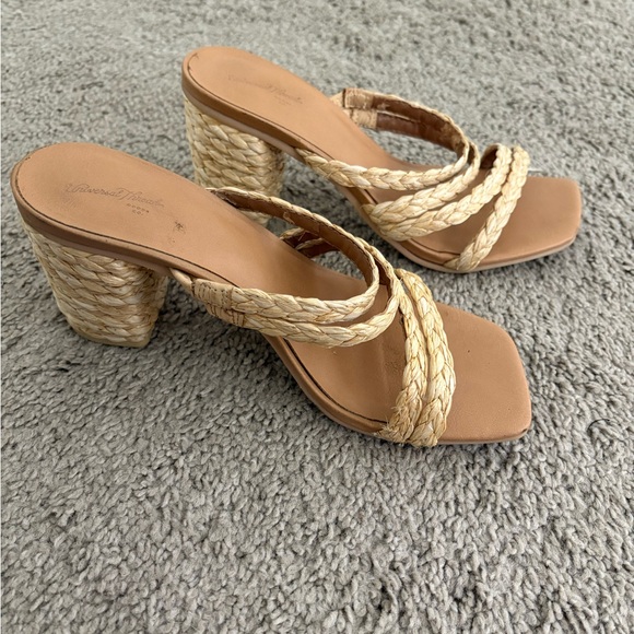 Universal Thread Wedges - Picture 7 of 9